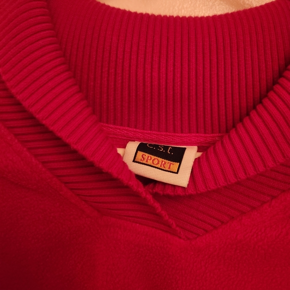 Beautiful Red Fleece Sweater..Plus Size, Excellent Condition, SOFT! - Picture 2 of 3